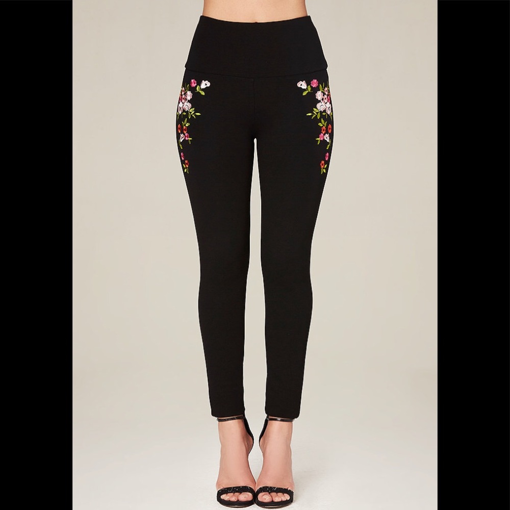 Embroidered high leggins